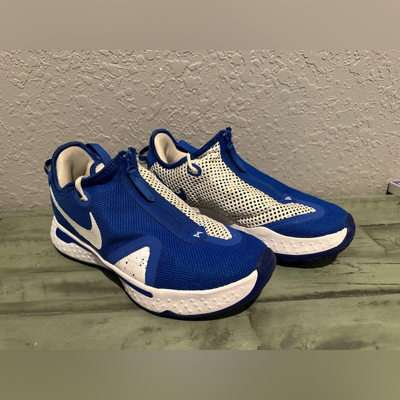 Nike Women’s PG4 - Size 9 - Picture 1 of 6